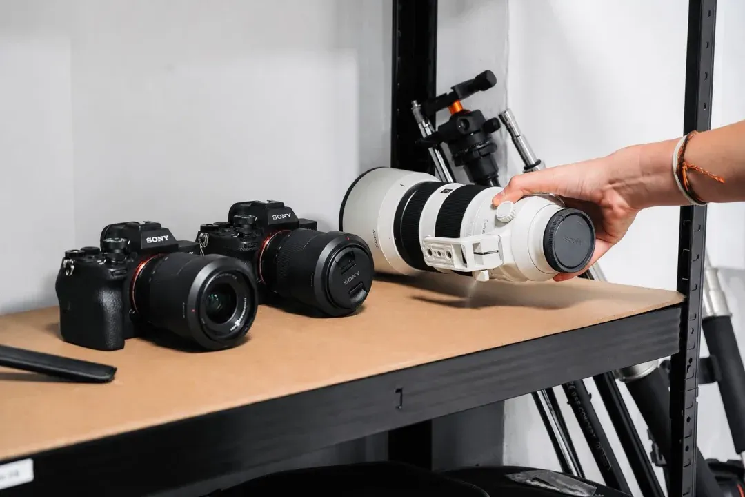 Cámaras y ópticas Sony del equipamiento del estudio