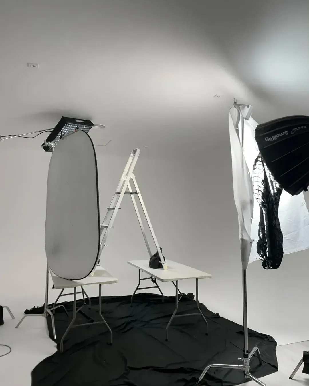 Set de iluminación del estudio de fotografía de Vanquish Studio.